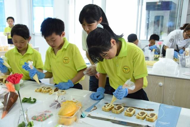 暑期实习“战线”前移大学生该如何准备